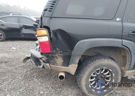 2004 Chevrolet Tahoe Z71 from USA, damaged, VIN 1GNEK13Z14R141913